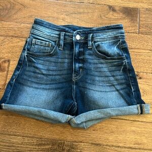 KanCan jean shorts- high rise